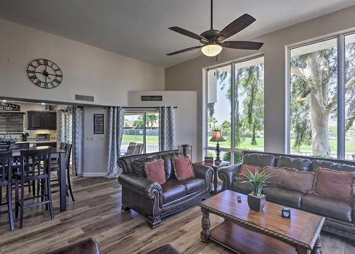Holiday home Hot Tub & River Views! Family Gem In Bullhead *
