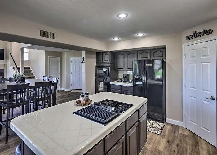 Holiday home Hot Tub & River Views! Family Gem In Bullhead Bullhead City