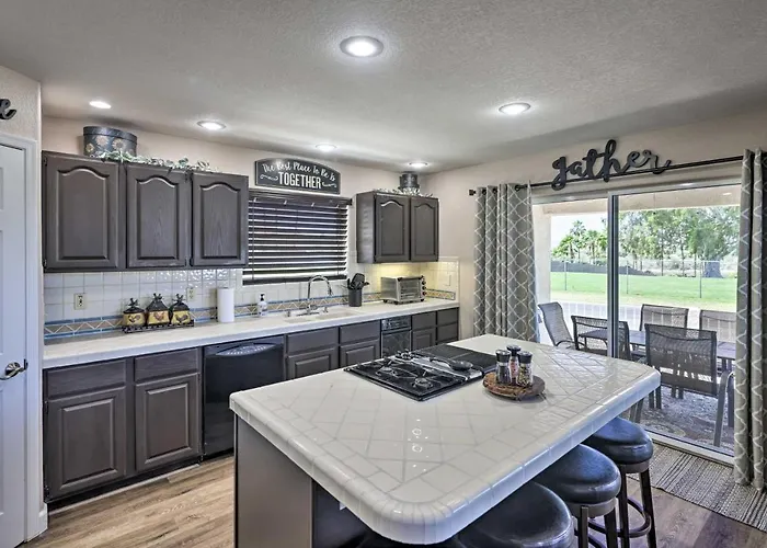Hot Tub & River Views! Family Gem In Bullhead Holiday home Bullhead City